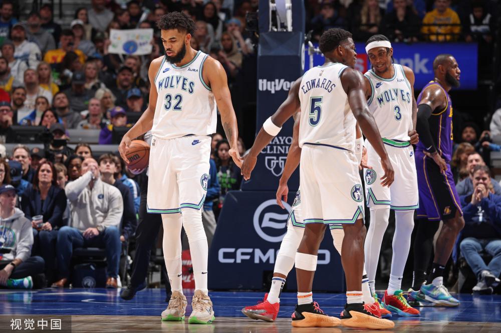 重新审视自 重新审视自