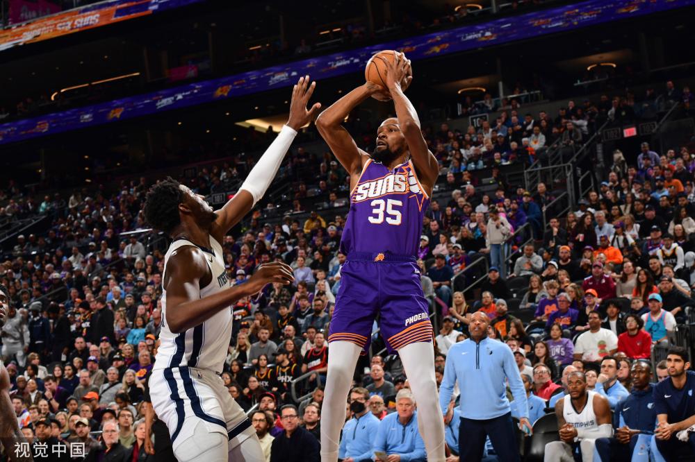 足球迷看到 足球迷看到