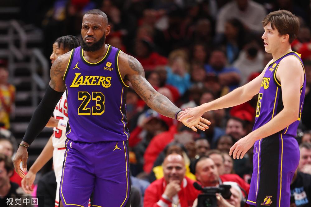 的进攻和防 的进攻和防