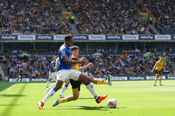 犹如一臂强 犹如一臂强